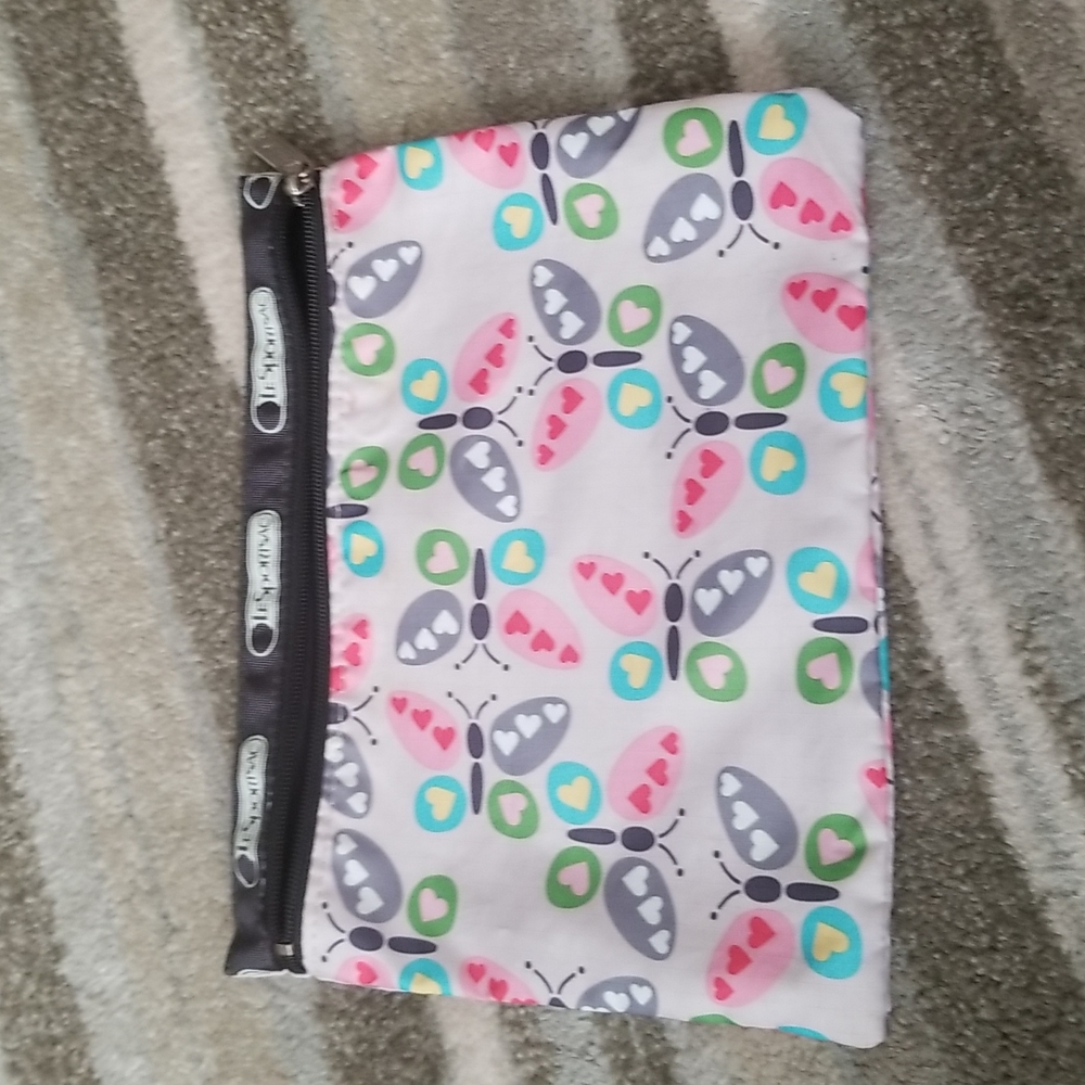 Lesportsac Flutter zippered Bag FREE with weekender bag purchase!!!
